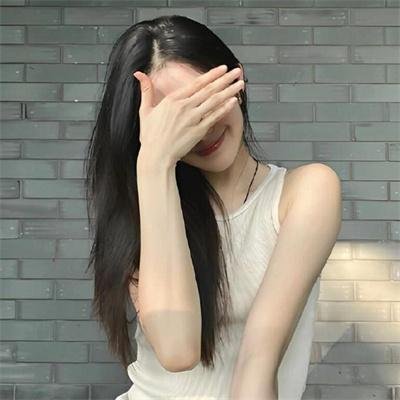 她不知道那些鸟的名字